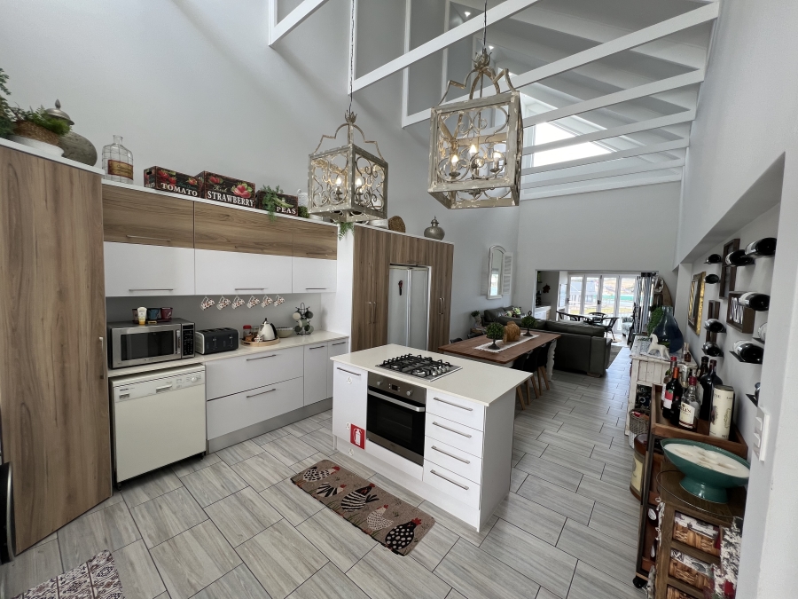 3 Bedroom Property for Sale in Marina Martinique Eastern Cape